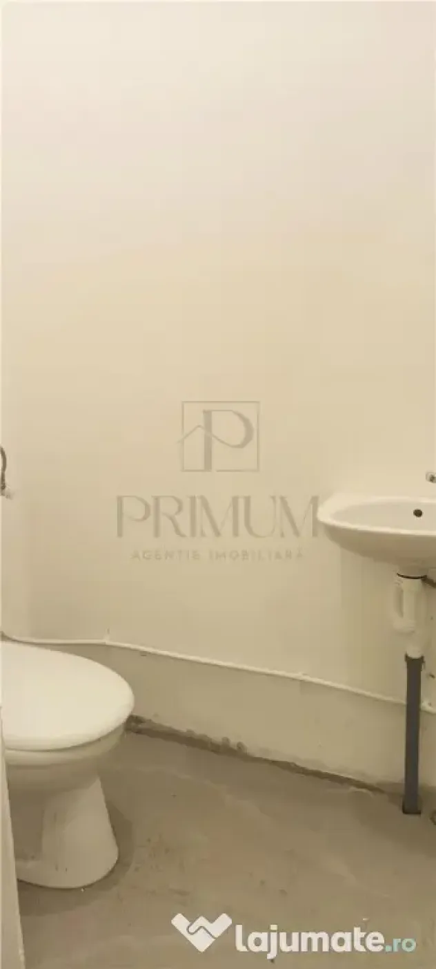 Spatiu comercial cu intrare din strada si vitrina - Ultracen - Timisoara (Timis)