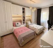 Apartament cu 3 camere, 2 balcoane, 2 bai – Tractorul, Brasov