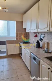 Apartament 4 camere 2 minute de metrou Piata Sudului