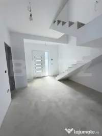 Duplex Modern în Dumbrăvița | Garaj, Curte Amenajată, 3