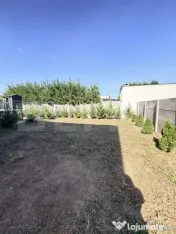 Duplex Modern în Dumbrăvița | Garaj, Curte Amenajată, 3 