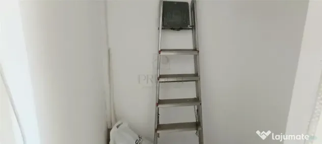 Spatiu comercial cu vitrina mare - Dambovita - Timisoara (Timis)
