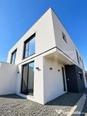 Duplex contemporan | 147 mp utili | 4 dormitoare | Stradă ? 