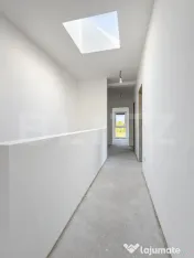 Duplex contemporan | 147 mp utili | 4 dormitoare | Stradă ? 