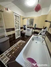Apartament 2 camere, 64 mp utili, decomandat, centrala termi