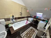 Apartament 2 camere, 64 mp utili, decomandat, centrala termi