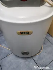 Vând boiler electric 50 L 