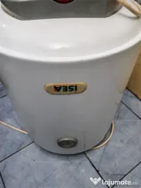 Vând boiler electric 50 L 