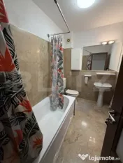 Apartament 3 camere 64mp, parcare, zona Sesul de sus 