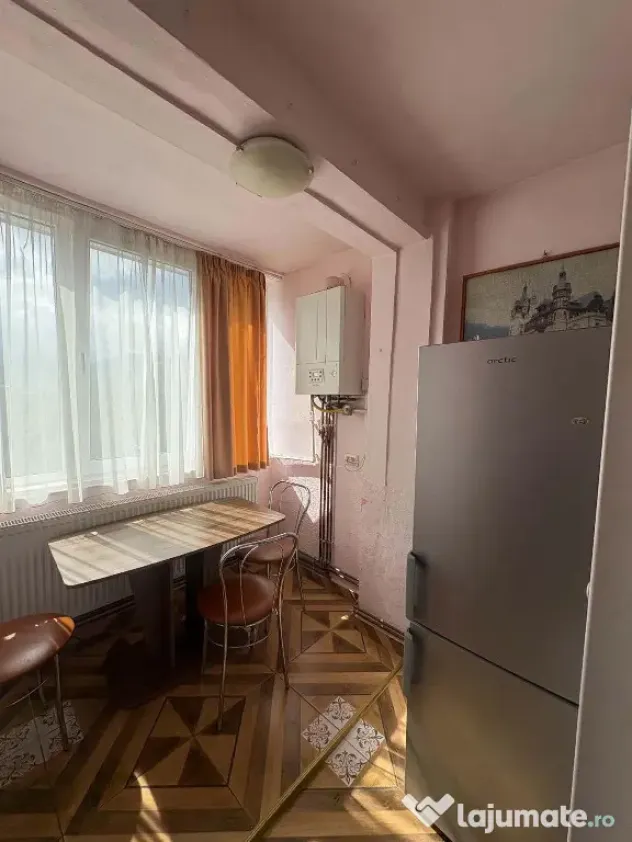 Garsoniera zona ASTRA,STR SATURN - Brasov (Brasov)