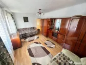 Casă cu 1 dormitor, curte și parcare, de închiriat în M? 