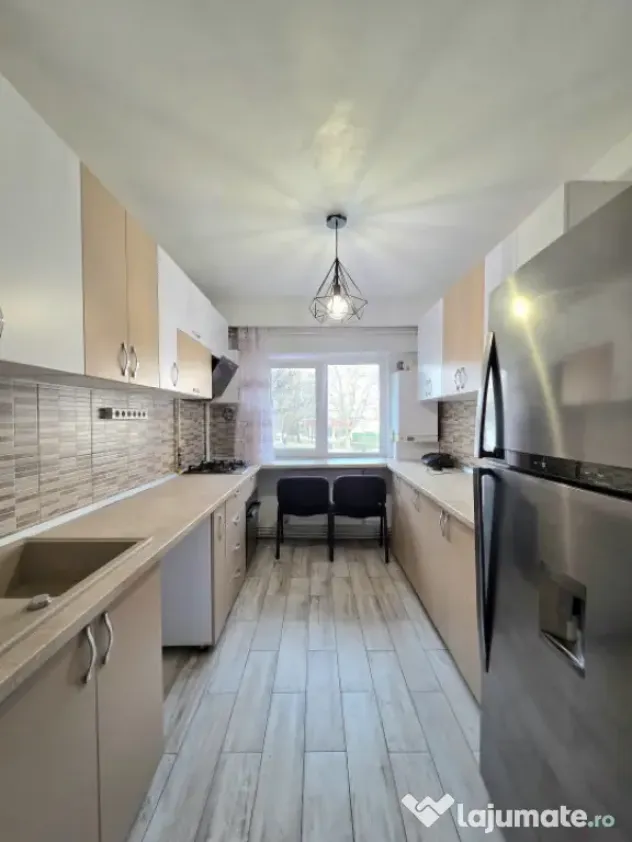 Apartament 3 camere de închiriat – Tomis 3, Constanța - Constanta (Constanta)