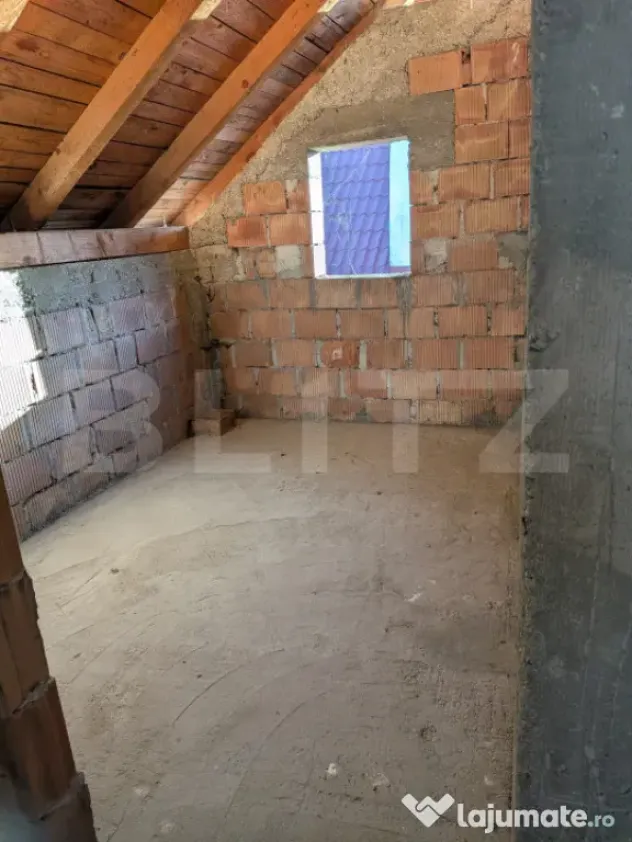 Casa de vanzare, 90 mp, zona Central - Tarlungeni (Brasov)