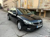 Kia Ceed Facelift 2010 • 1.6 CRDi 90 CP • Climatronic • Pilot automat 