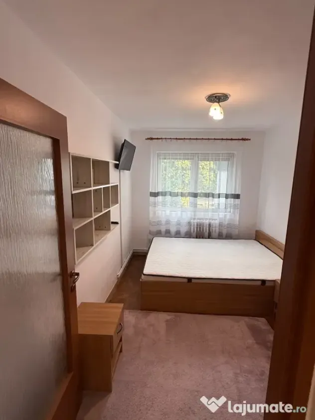 Inchiriez apartament 2 camere