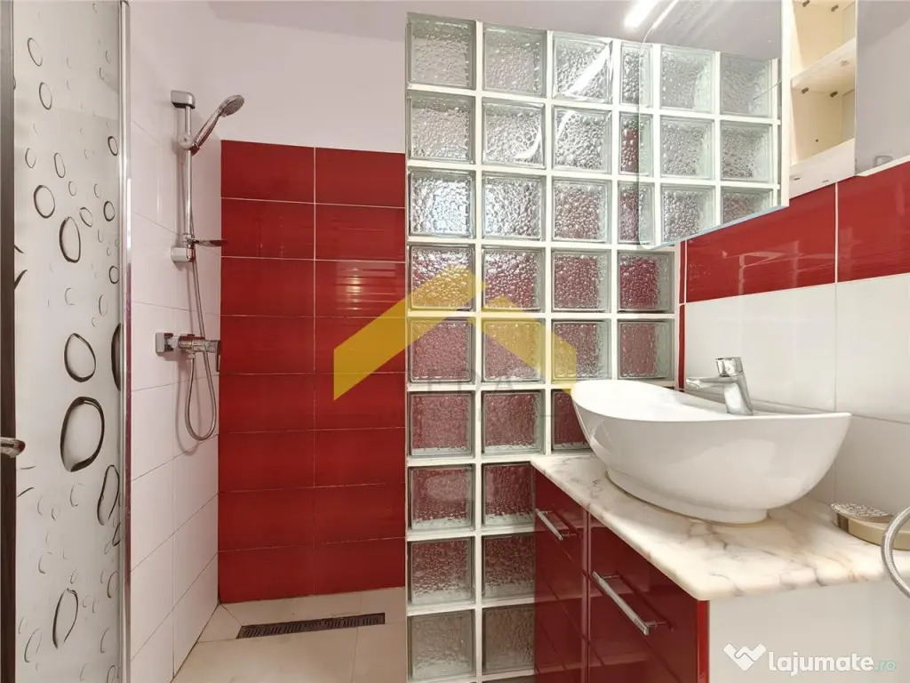 Apartament 2 camere de in zona Aurel Vlaicu - Arad (Arad)
