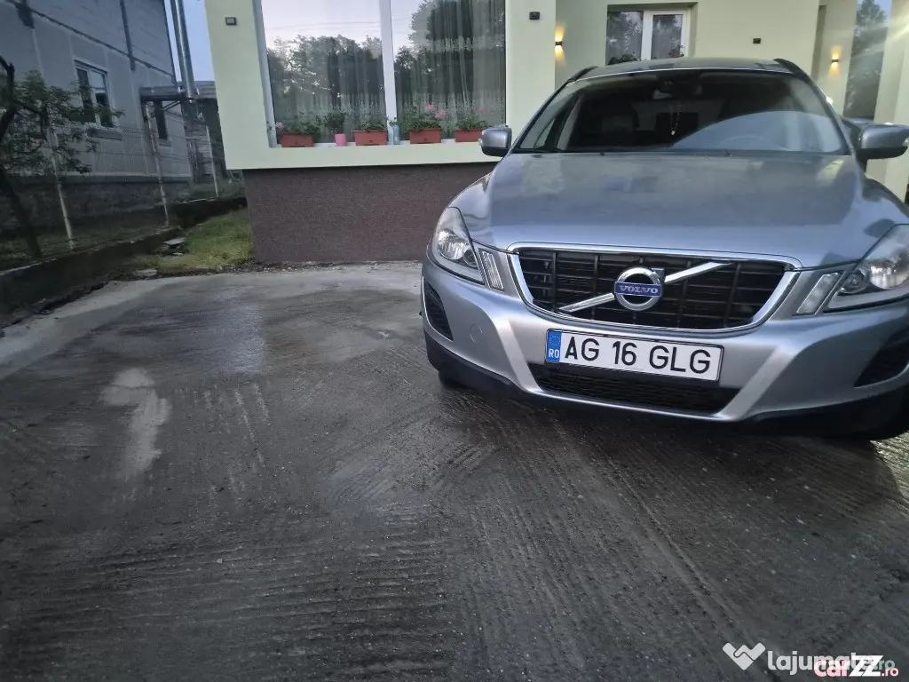 Volvo xc 60 diesel 2011 - Albestii de Arges (Arges)