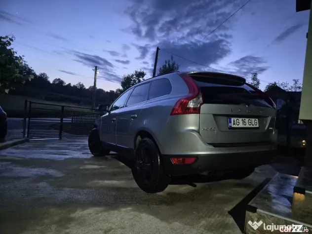 Volvo xc 60 diesel 2011 - Albestii de Arges (Arges)