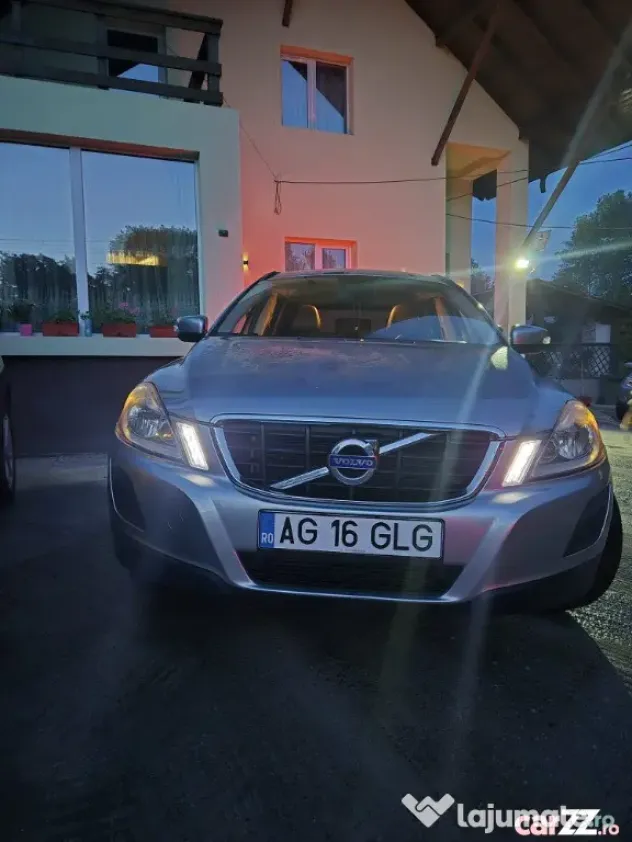 Volvo xc 60 diesel 2011 - Albestii de Arges (Arges)