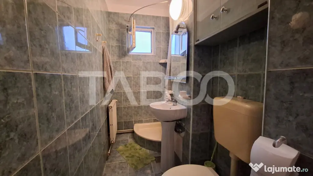 Apartament 3 camere de inchiriat 45 mp zona Vasile Aaron - Sibiu (Sibiu)
