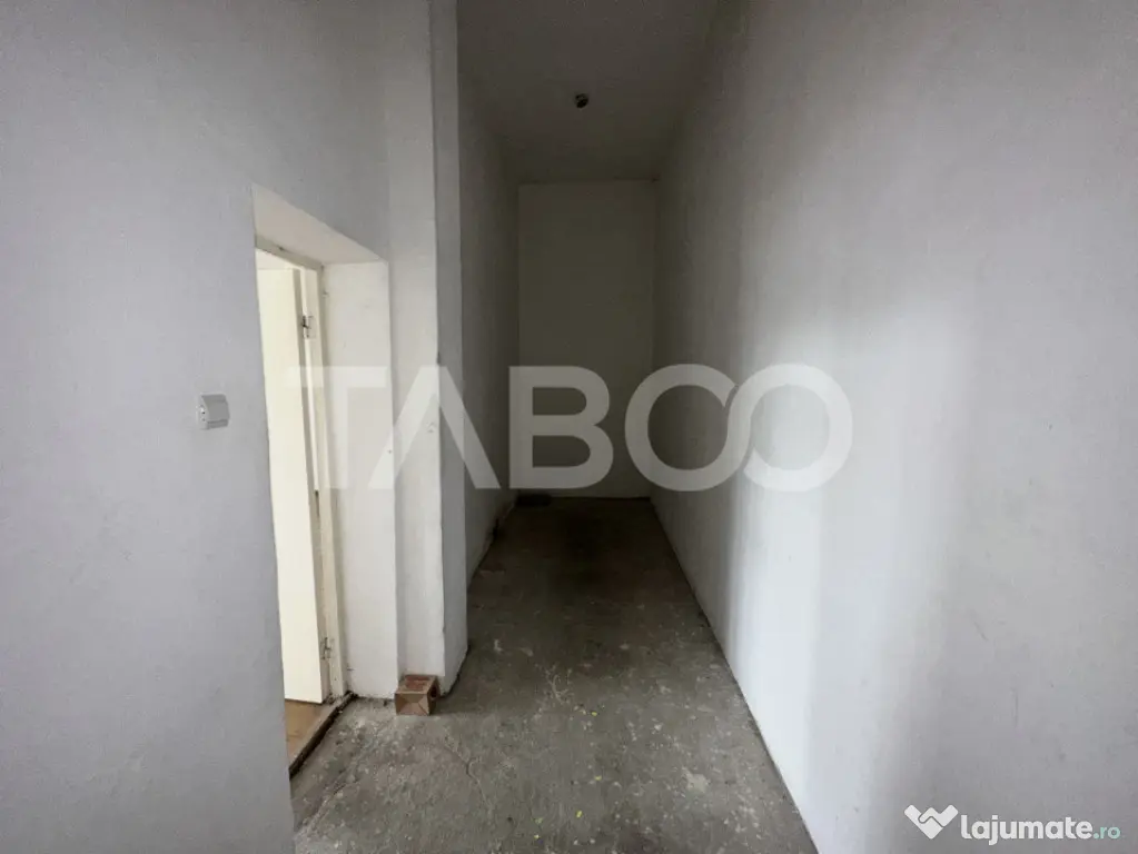 Spatiu comercial 110 mp de inchiriat strada Semaforului - Sibiu (Sibiu)