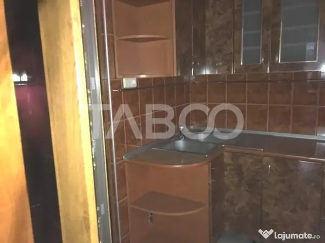 Spatiu de birouri decomandat 4 incaperi generoase zona Terez - Sibiu (Sibiu)