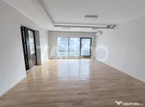 Cladire de birouri cu spatiu comercial la parter si 6 locuri