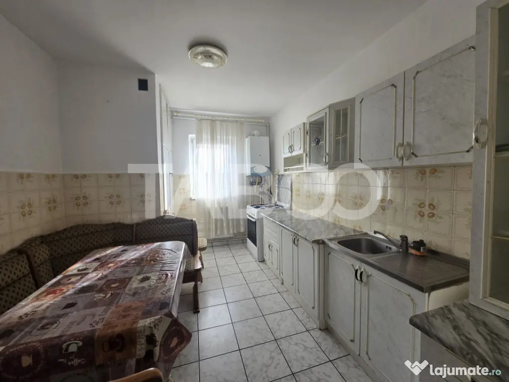 Apartament 2 camere de vanzare 52mp decomandat balcon Strand - Sibiu (Sibiu)