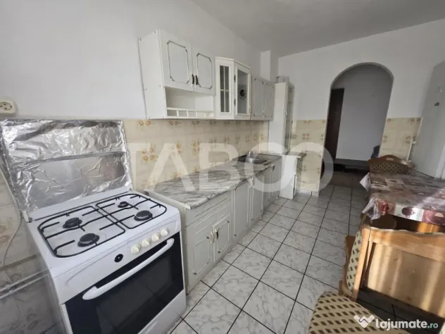 Apartament 2 camere de vanzare 52mp decomandat balcon Strand - Sibiu (Sibiu)