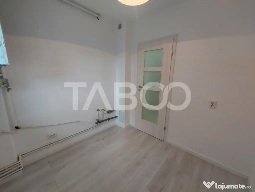 Apartament decoamandat de vanzare renovat complet zona Rahov - Sibiu (Sibiu)