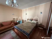 Casa familiala pentru locuit sau vacanta , spatioasa si conf 