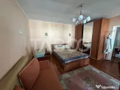 Casa familiala pentru locuit sau vacanta , spatioasa si conf 