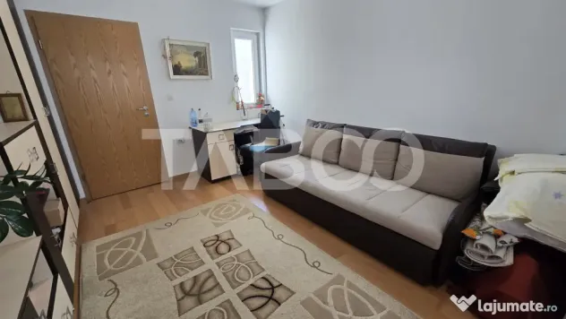 Apartament de vanzare 3 camere la etaj intermediar zona Pict - Sibiu (Sibiu)
