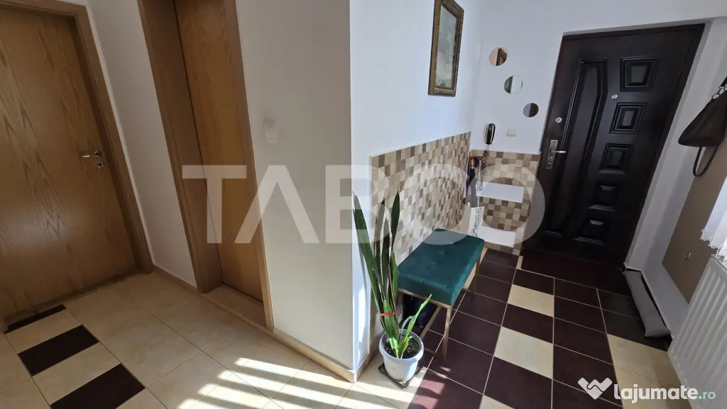 Apartament de vanzare 3 camere la etaj intermediar zona Pict - Sibiu (Sibiu)