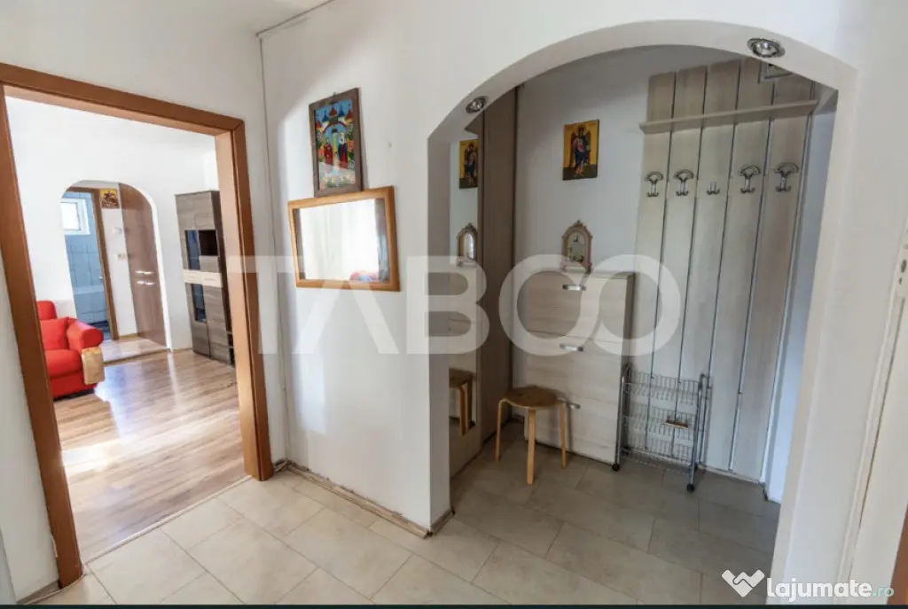 Apartament cu 3 camere si garaj de vanzare in cartierul Mana - Cluj-Napoca (Cluj)