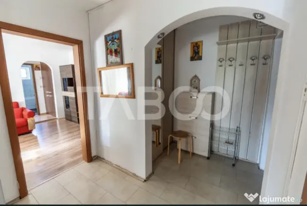 Apartament cu 3 camere si garaj de vanzare in cartierul Mana - Cluj-Napoca (Cluj)