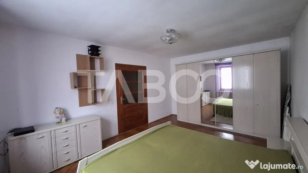 Casa individuala de vanzare cu gradina acces auto si garaj T - Sibiu (Sibiu)