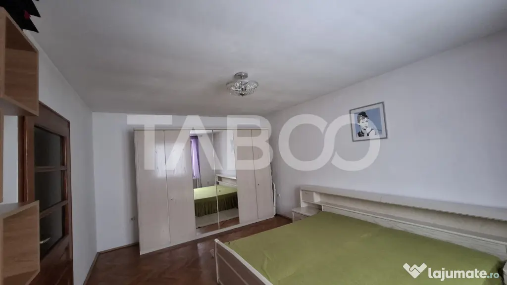 Casa individuala de vanzare cu gradina acces auto si garaj T - Sibiu (Sibiu)