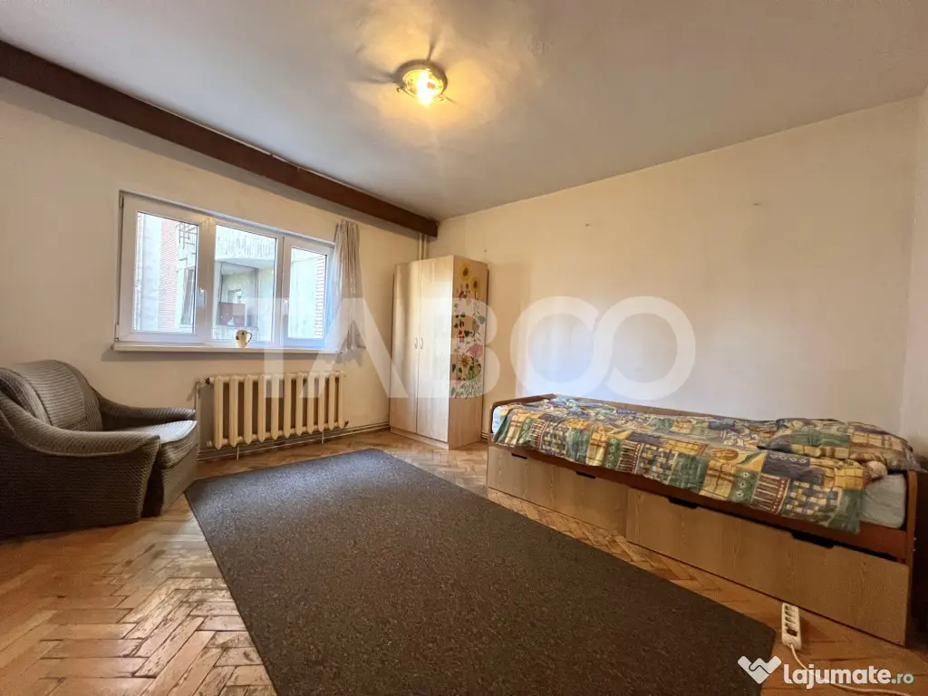 Apartament cu 3 camere decomandat in Manastur zona Platinia - Cluj-Napoca (Cluj)
