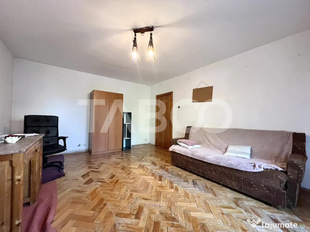 Apartament cu 3 camere decomandat in Manastur zona Platinia - Cluj-Napoca (Cluj)
