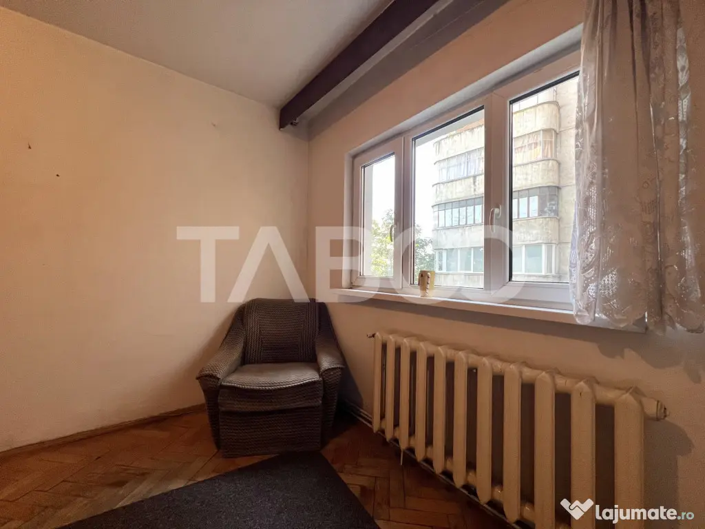 Apartament cu 3 camere decomandat in Manastur zona Platinia - Cluj-Napoca (Cluj)