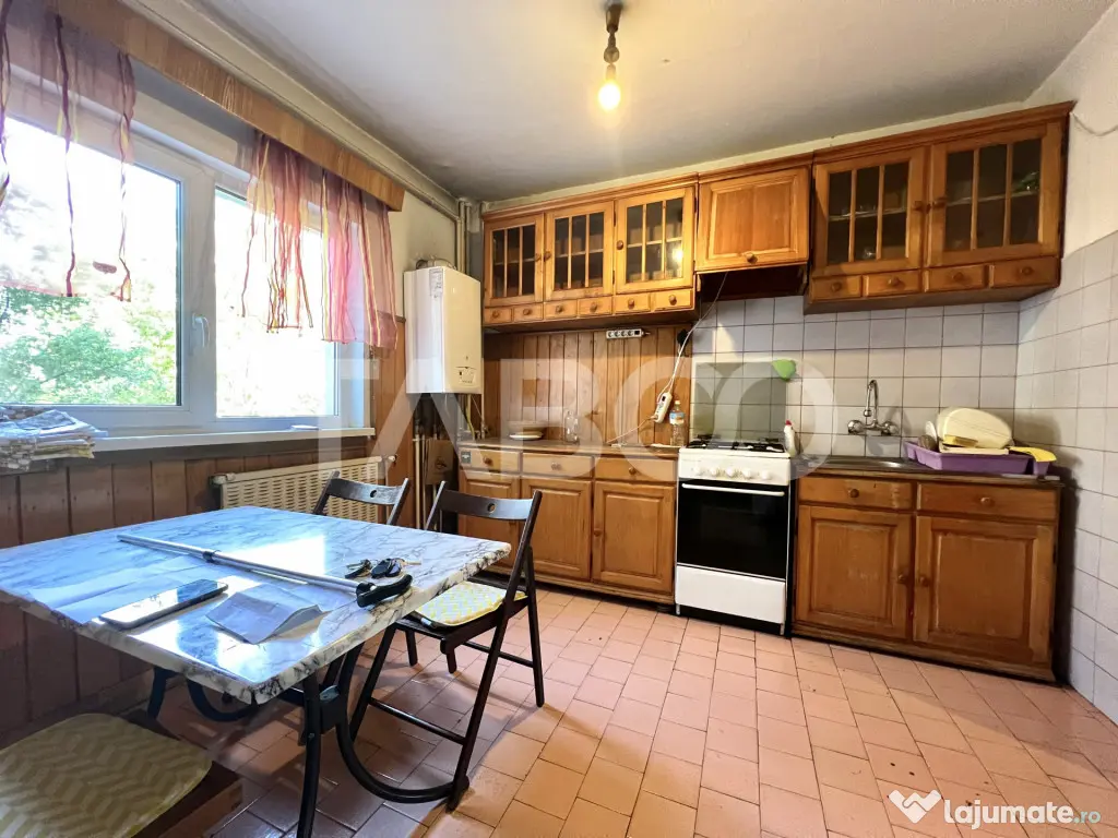 Apartament cu 3 camere decomandat in Manastur zona Platinia - Cluj-Napoca (Cluj)