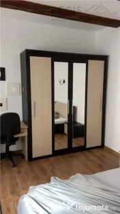 Garsoniera cocheta cu gradina in Centrul Istoric 