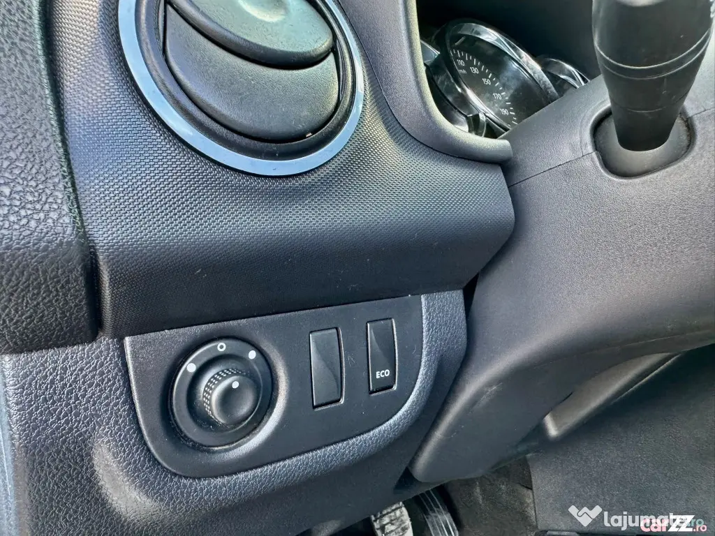 Dacia Logan Mcv 1,5 Dci Laureat - Pitesti (Arges)