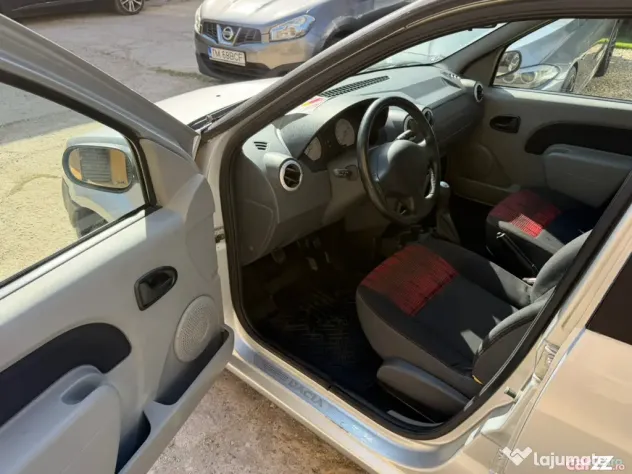Dacia Logan Kiss FM 08.2008 • 1.5 dCi 75cp • Unic proprietar • AC - Bucuresti (Bucuresti-Ilfov)