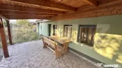 Casă renovată - situată central în satul Aurel Vlaicu 