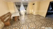 Casă renovată - situată central în satul Aurel Vlaicu 