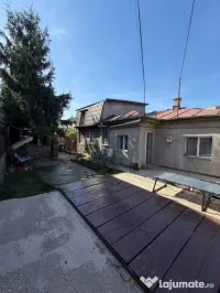 Casa zona Aparatorii Patriei