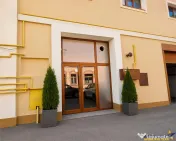 Spatiu comercial ultracentral Brasov,langa Star,trafic pieto 