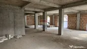 Casă/ Pensiune la gri de vânzare Dâmbovicioara, Piatra Craiului 